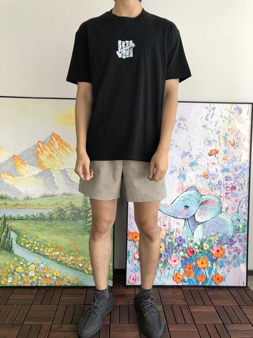 On Running ~85 UNDEFEATED T-SHIRT 55071040 (Im 185CM 70KG Iwear Size L In The Photo) - Image 3