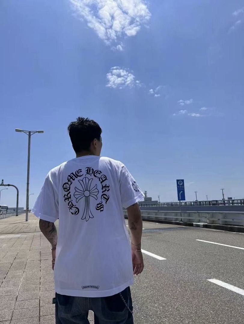 On Running ~109 CH🔥OM🔥 HE🔥RTS T-SHIRT 55022723 (Im 185CM 80KG Iwear Size S In The Photo) - Image 4