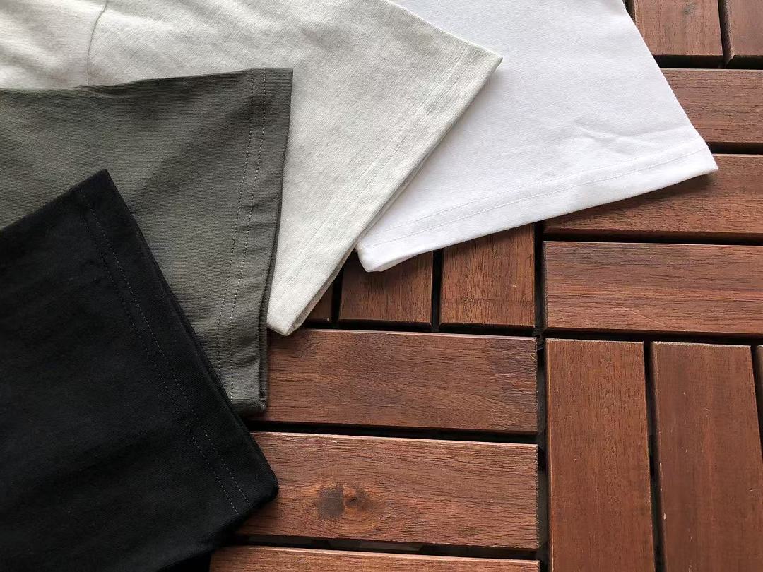 On Running ~85 UNDEFEATED T-SHIRT 55051434 (Im 185CM 80KG Iwear Size M In The Photo) - Image 17