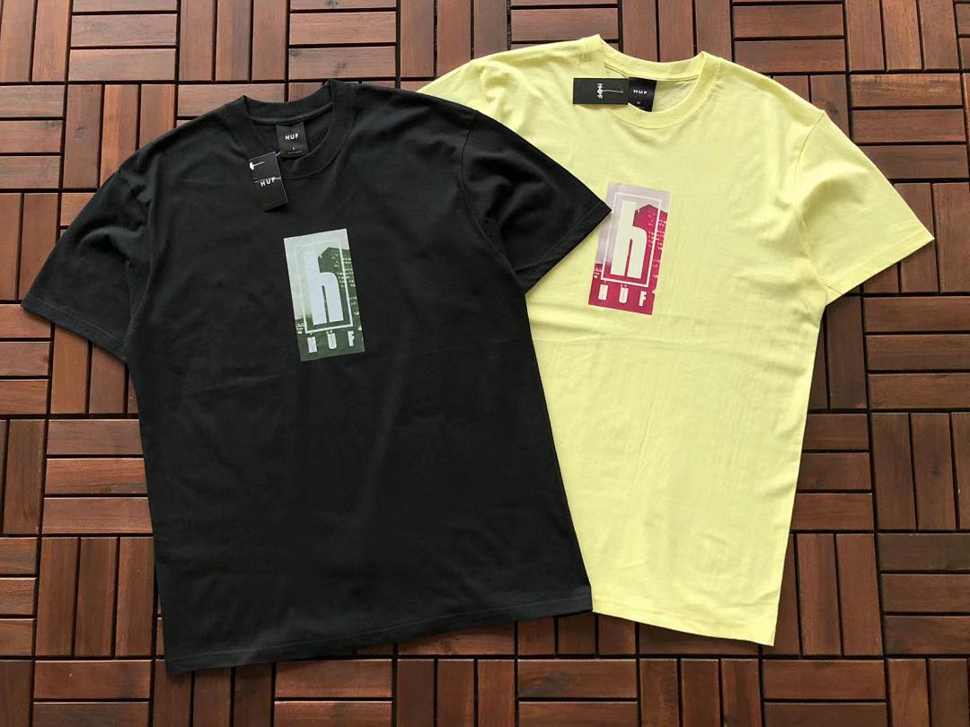 On Running ~85 HUF T-SHIRT - Image 3