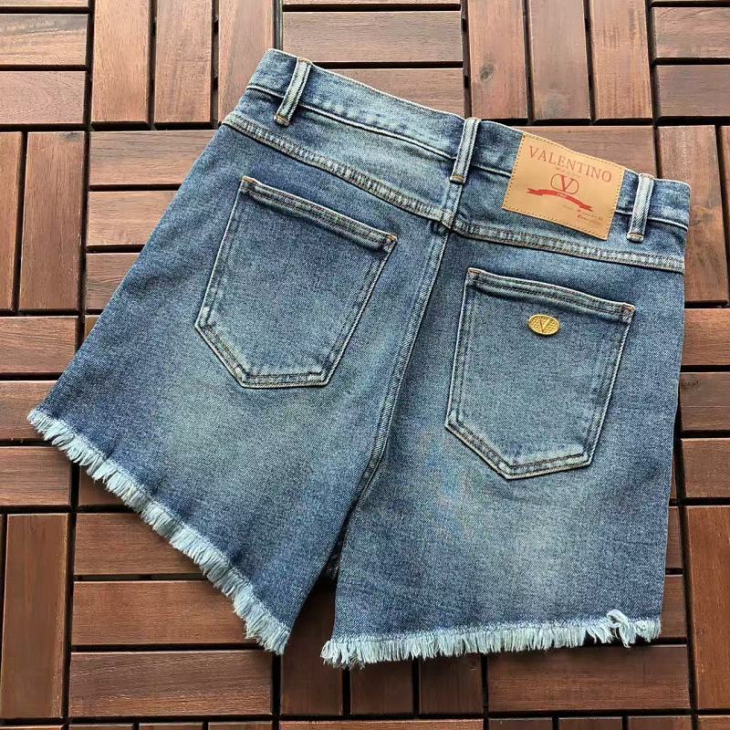 ~189 VALENTINO SHORTS JEANS, photo 1