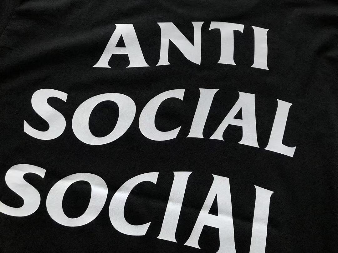 On Running ~85 ANTI SOCIAL CLUB & COCACOLA T-SHIRT 55041279 (Im 185CM 70KG Iwear Size L In The Photo) - Image 18