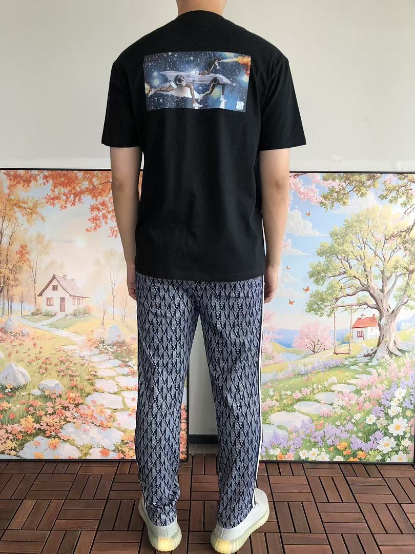 On Running ~85 UNDEFEATED T-SHIRT 55070655 (Im 185CM 80KG Iwear Size L In The Photo) - Image 4