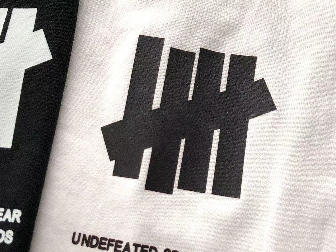 On Running ~85 UNDEFEATED T-SHIRT 55063087 (Im 180CM 68KG Iwear Size L In The Photo) - Image 12
