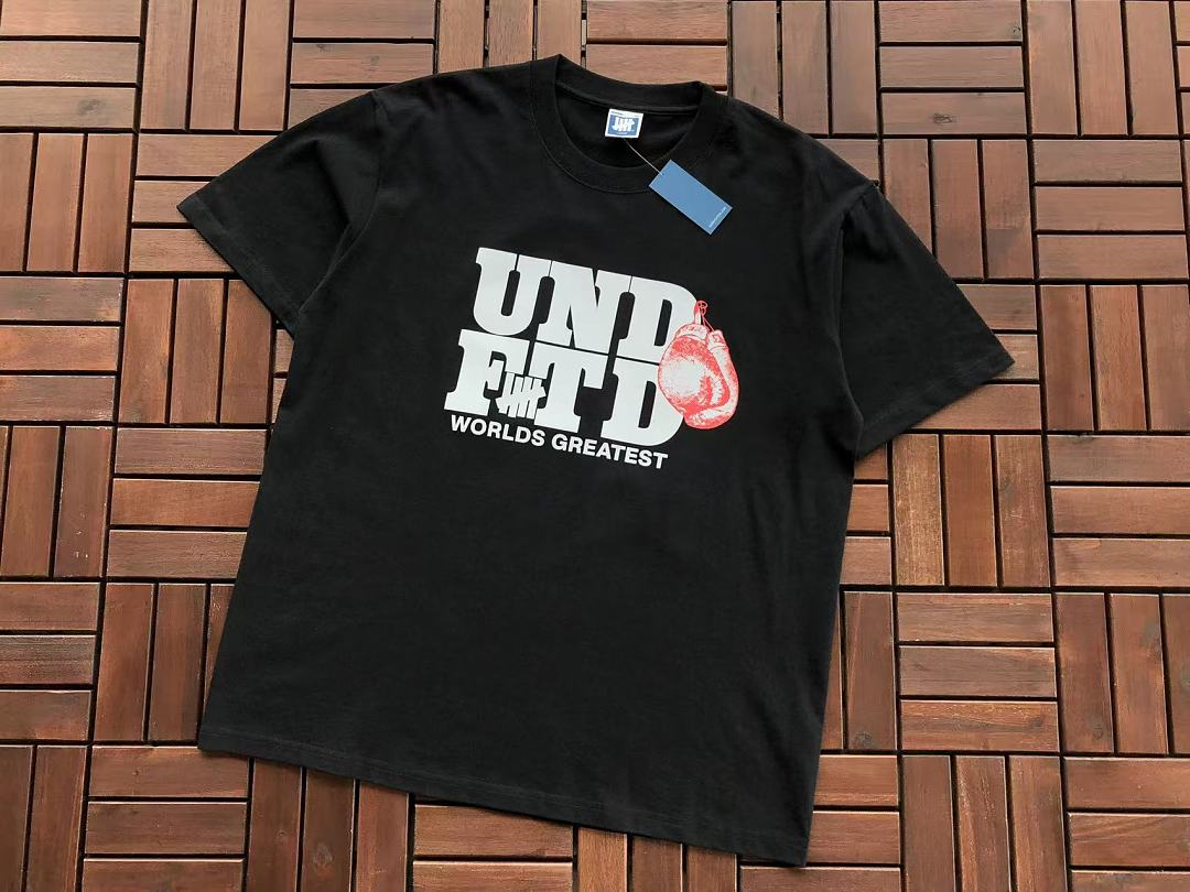 On Running ~85 UNDEFEATED T-SHIRT 55063099 (Im 180CM 68KG Iwear Size L In The Photo) - Image 10