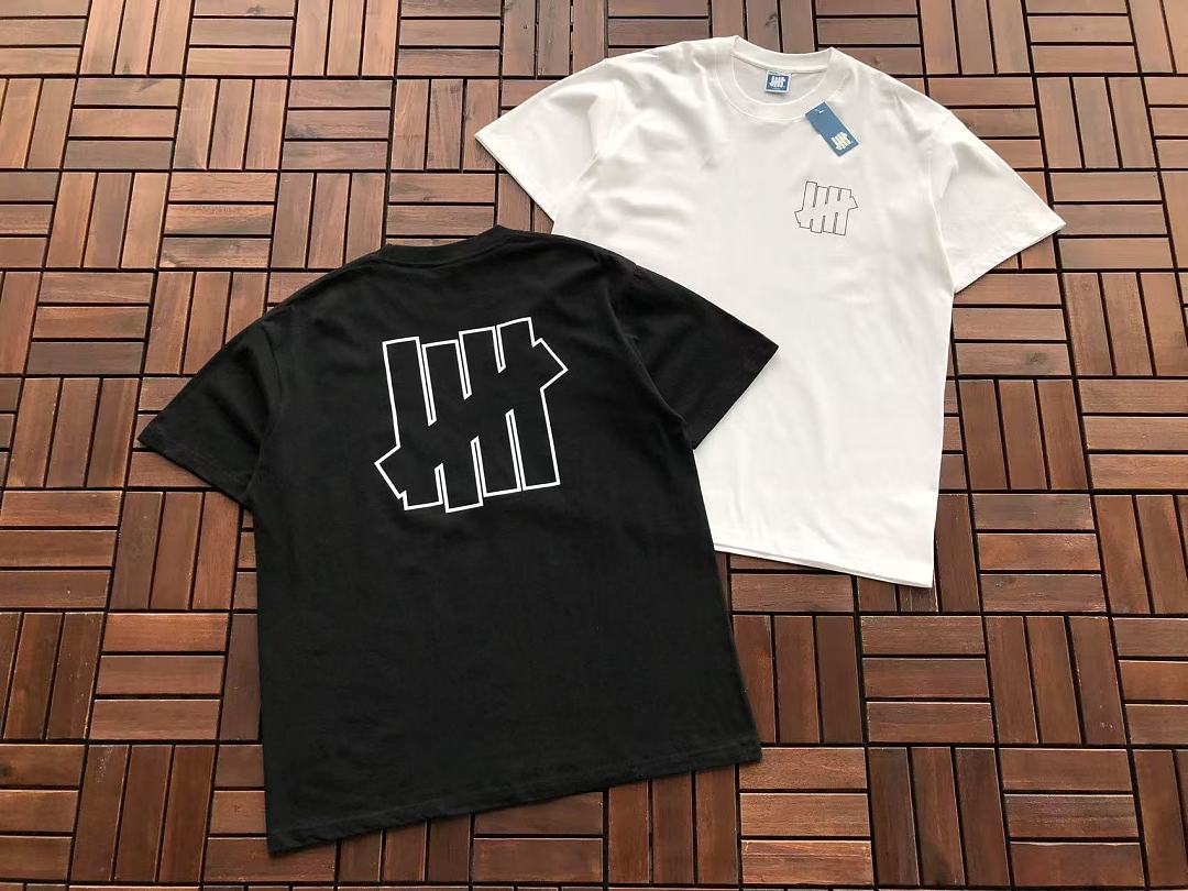 On Running ~85 UNDEFEATED T-SHIRT 55063094 (Im 180CM 68KG Iwear Size L In The Photo) - Image 5