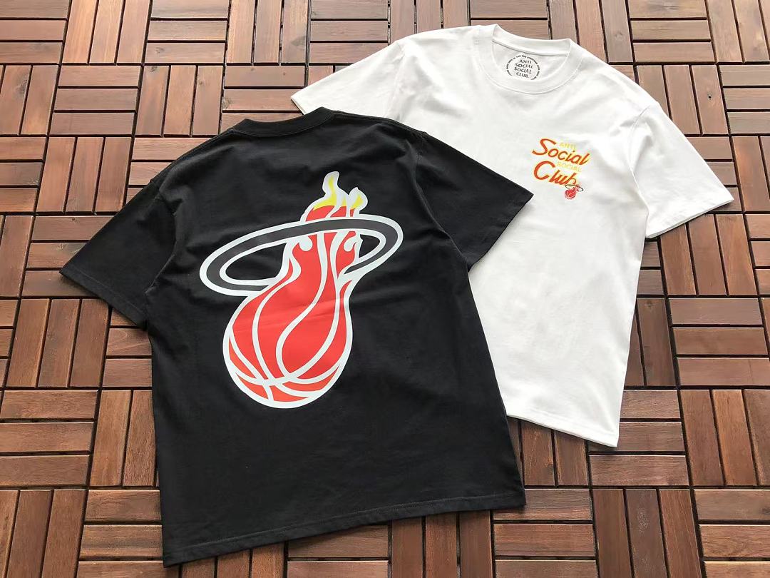 On Running ~85 ANTI SOCIAL CLUB T-SHIRT 55041713 (Im 180CM 68KG Iwear Size M In The Photo) - Image 5