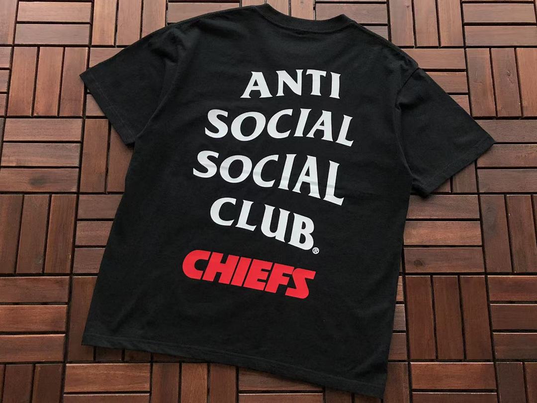 On Running ~ 85 ANTI SOCIAL CLUB T-SHIRT 55041244 (Im 185CM 70KG Iwear Size M In The Photo) - Image 10