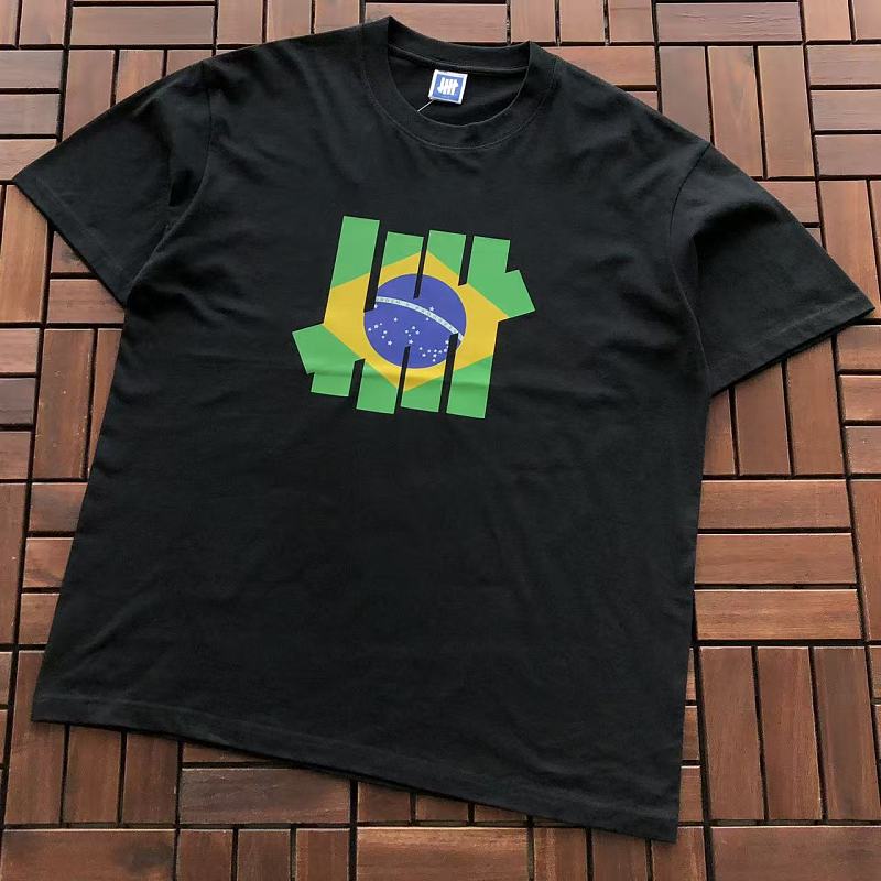 On Running ~ 85 UNDEFEATED T-SHIRT 55072816 (Im 185CM 70KG Iwear Size L In The Photo)