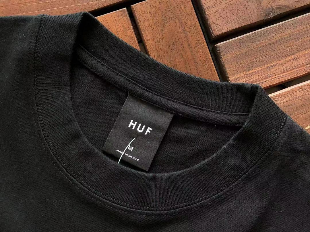 On Running ~85 HUF T-SHIRT - Image 14