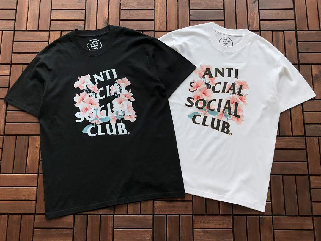 On Running ~85 ANTI SOCIAL CLUB T-SHIRT 11101040 (Im 180CM 68KG Iwear Size M In The Photo) - Image 5