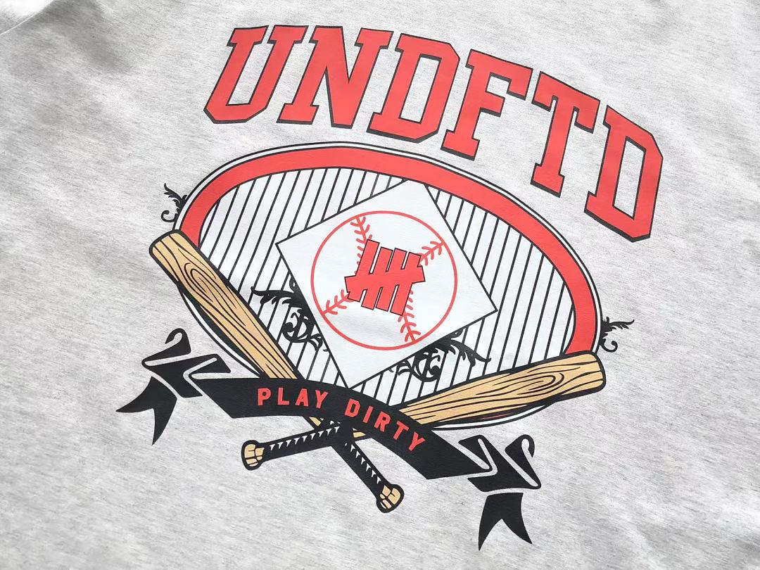 On Running ~ 85 UNDEFEATED T-SHIRT 55041744 (Im 185CM 80KG Iwear Size L In The Photo) - Image 9