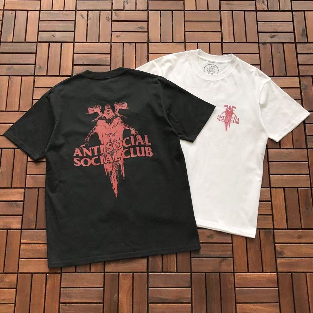 On Running ~85 ANTI SOCIAL CLUB T-SHIRT 11102132 (Im 176CM 58KG Iwear Size L In The Photo)