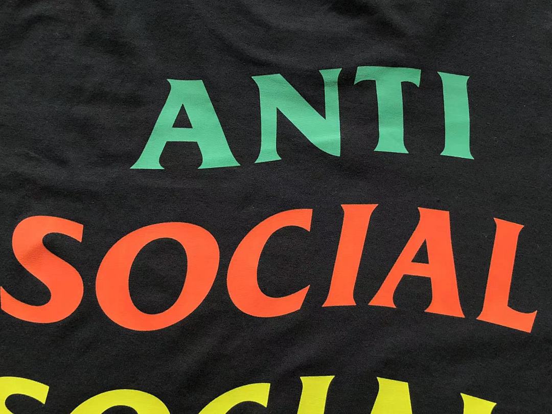 On Running ~95 ANTI SOCIAL CLUB T-SHIRT - Image 9