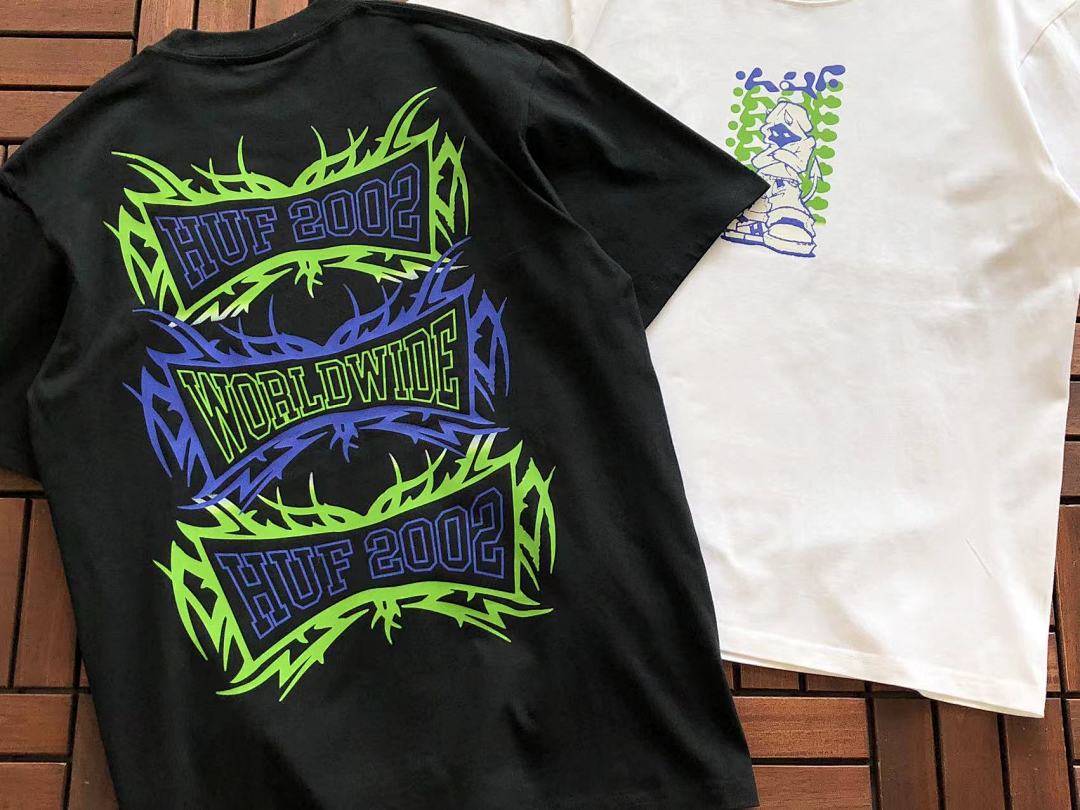 On Running ~85 HUF T-SHIRT - Image 4