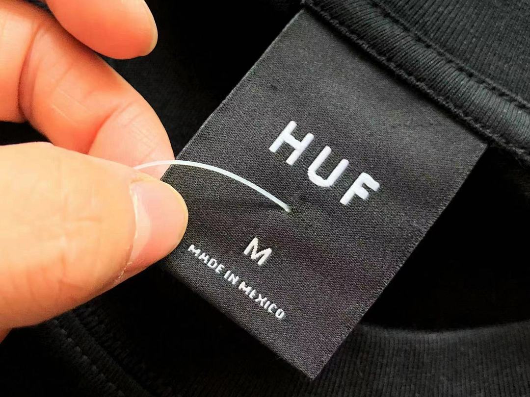 On Running ~85 HUF T-SHIRT - Image 19