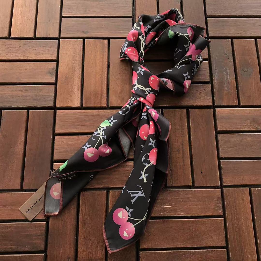 ~86 L🔥SCARF 55061275 (Long 87CM* Wide 87CM), photo 1