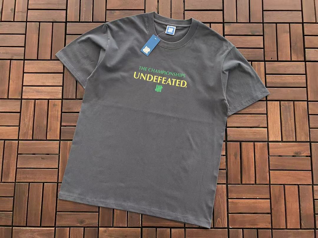 On Running ~85 UNDEFEATED T-SHIRT 55070646 (Im 185CM 80KG Iwear Size L In The Photo) - Image 9