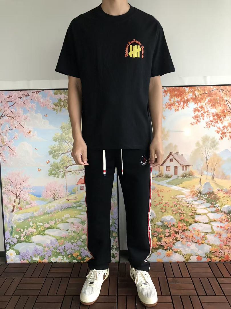 On Running ~85 UNDEFEATED T-SHIRT 55063078 (Im 180CM 68KG Iwear Size L In The Photo) - Image 3