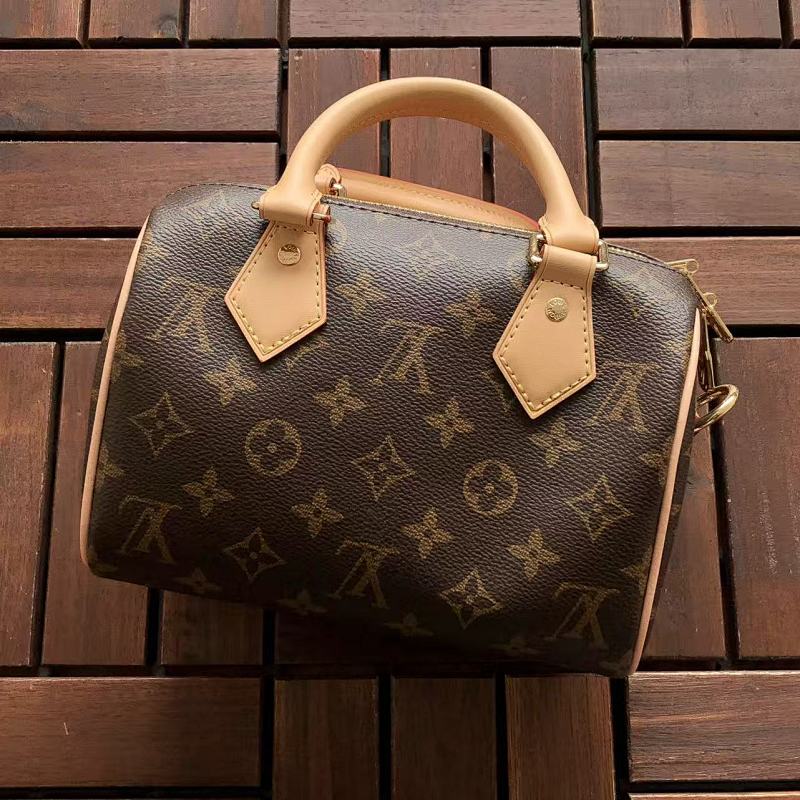 ~308 L🔥 BAG 44123118 (Long 20CM* Wide 15CM* High 12CM), photo 1