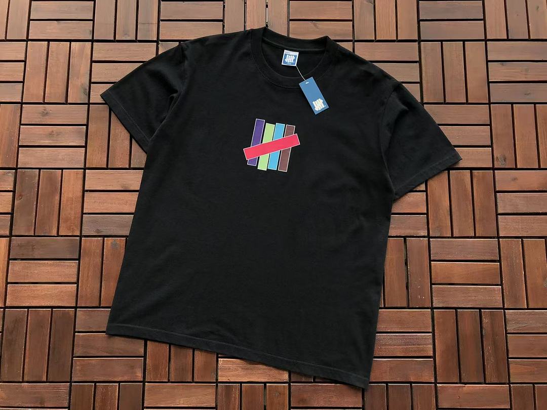 On Running ~85 UNDEFEATED T-SHIRT 55063100 (Im 180CM 68KG Iwear Size L In The Photo) - Image 9