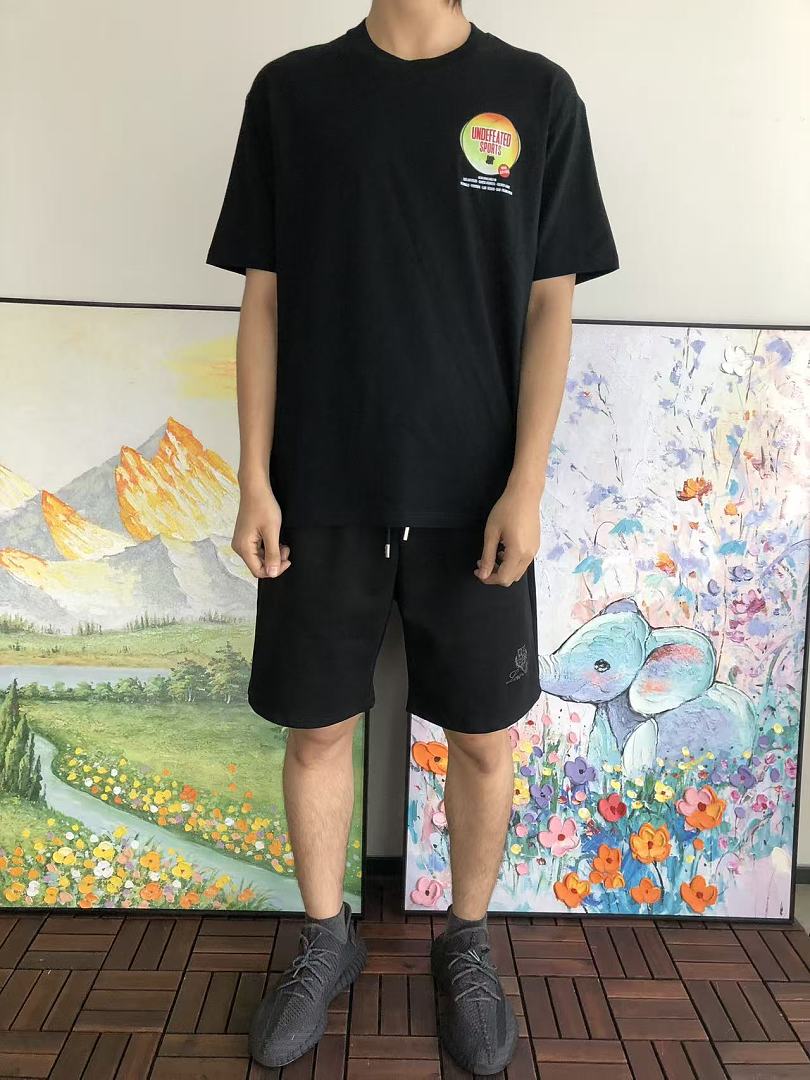 On Running ~85 UNDEFEATED T-SHIRT 55071028 (Im 185CM 70KG Iwear Size L In The Photo) - Image 3