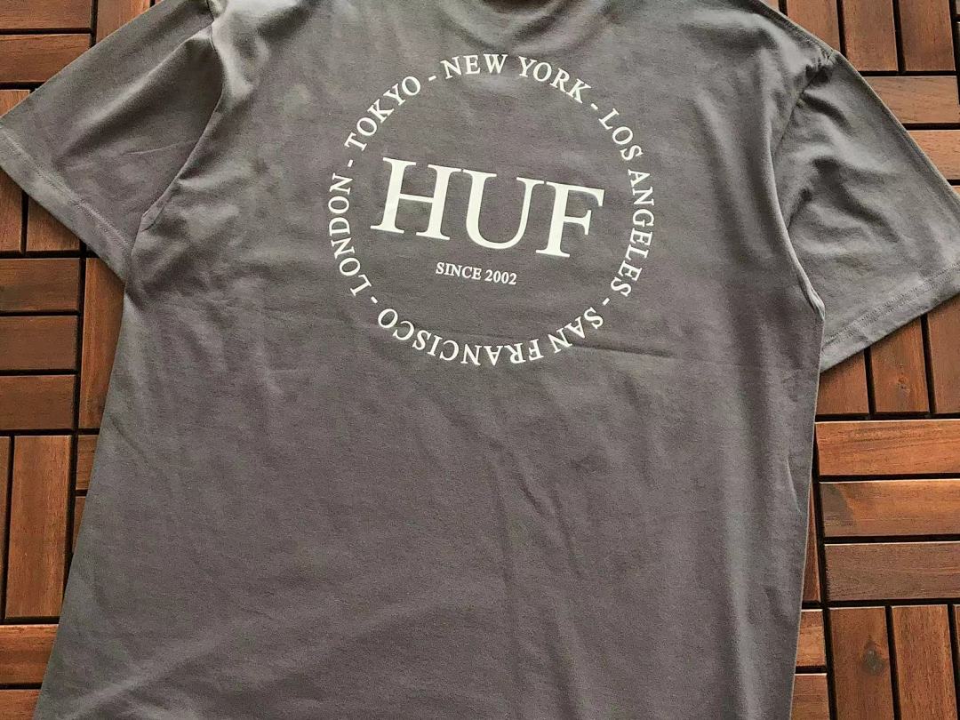 On Running ~85 HUF T-SHIRT - Image 12