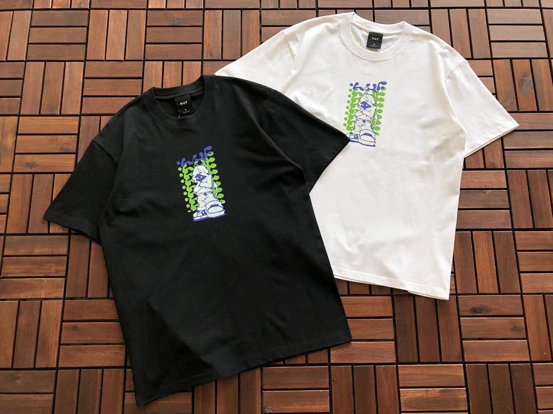On Running ~85 HUF T-SHIRT - Image 13