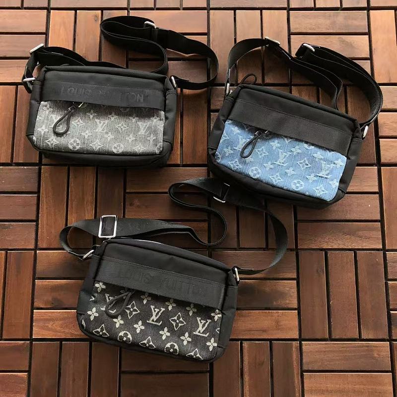~179 L🔥BAG 66070127 (Long 20CM* Wide 14CM* High 7CM), photo 1