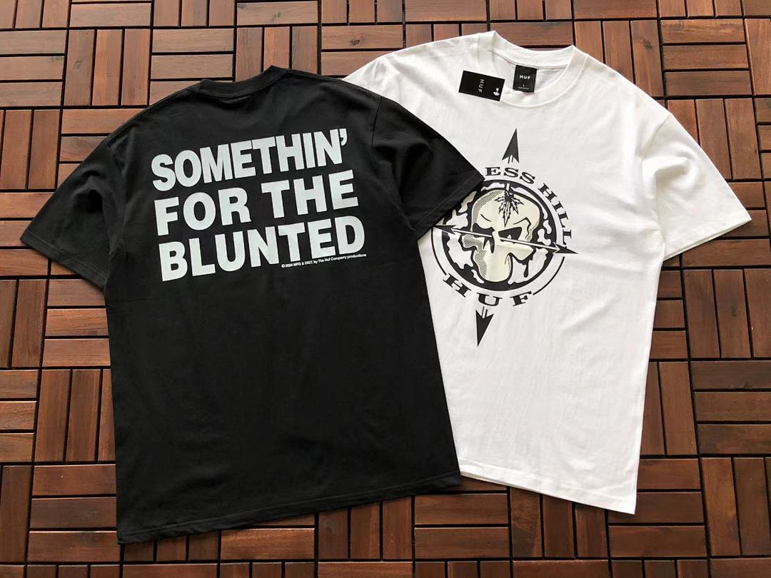 On Running ~85 HUF T-SHIRT - Image 3
