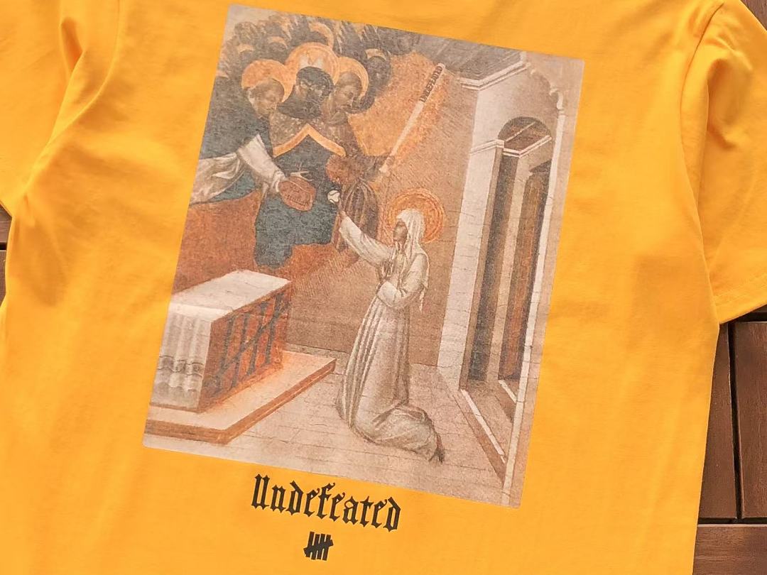 On Running ~85 UNDEFEATED T-SHIRT 55051430 (Im 185CM 80KG Iwear Size M In The Photo) - Image 10