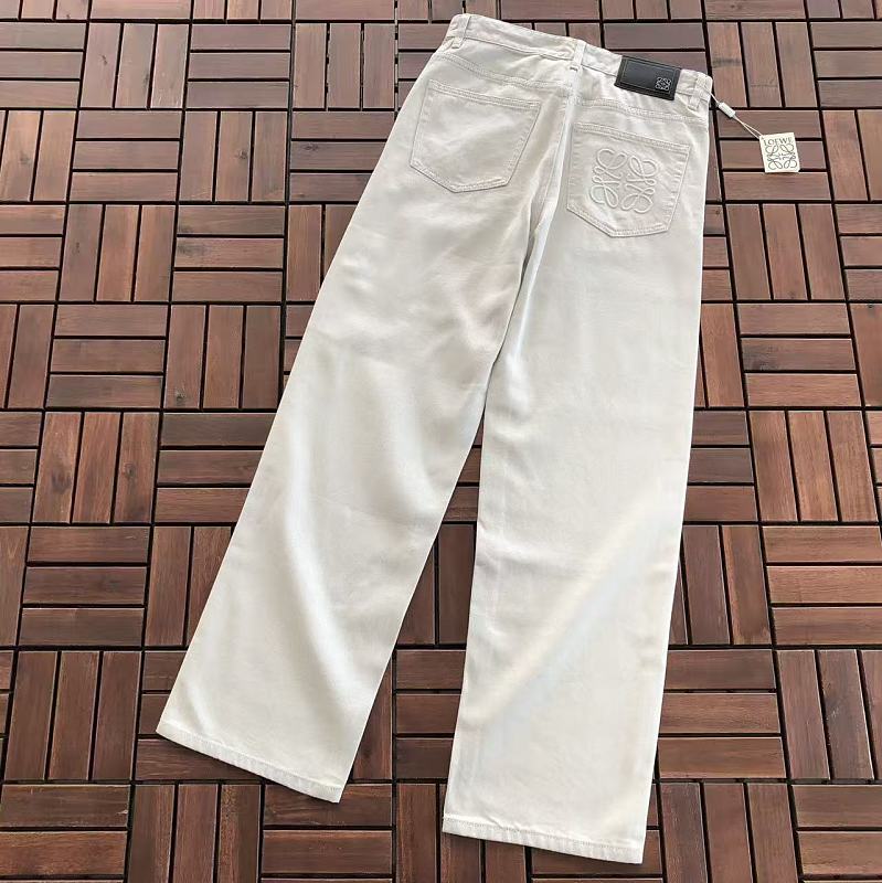 ~189 Lš„Eš„š„JEANS, photo 1