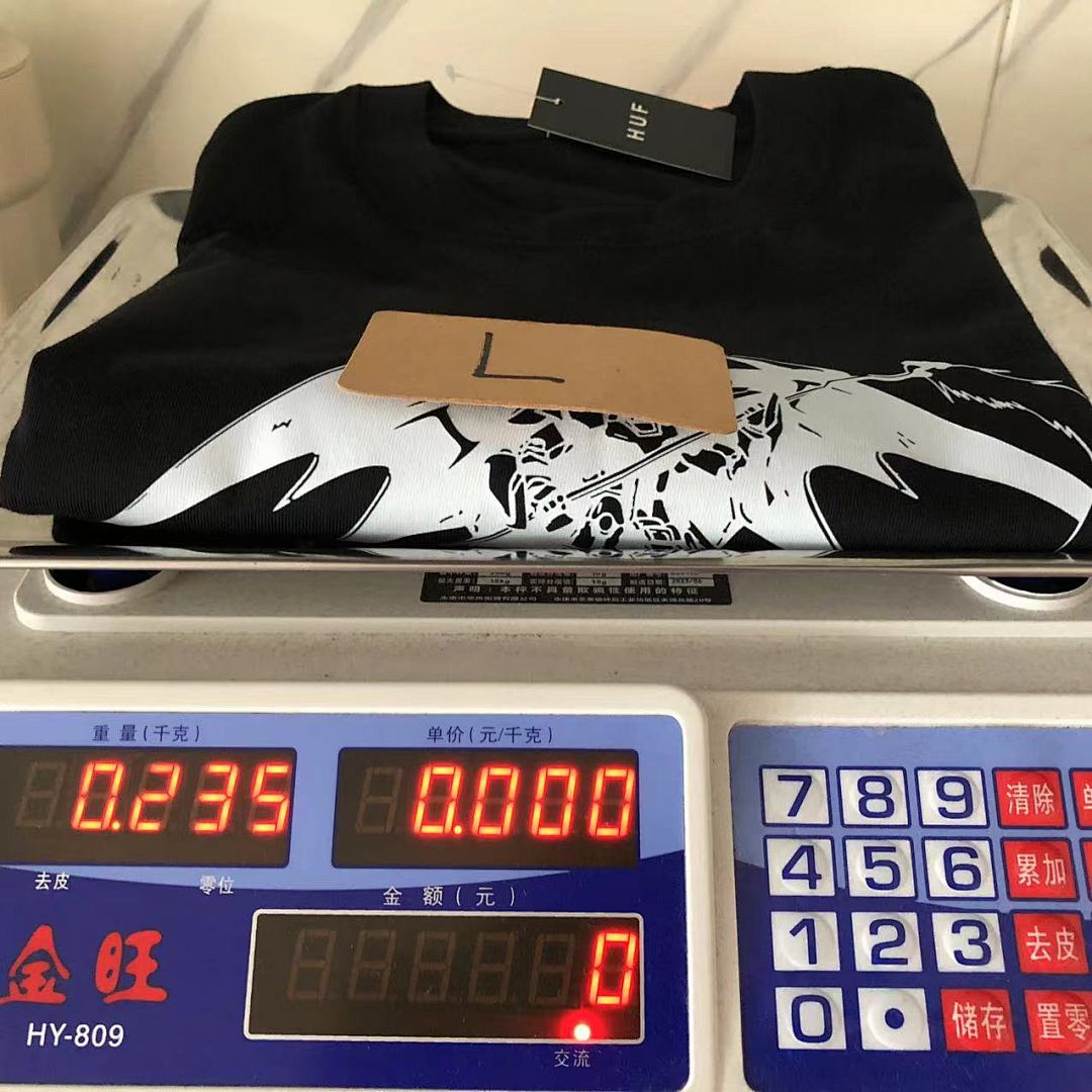 On Running ~85 HUF T-SHIRT - Image 26