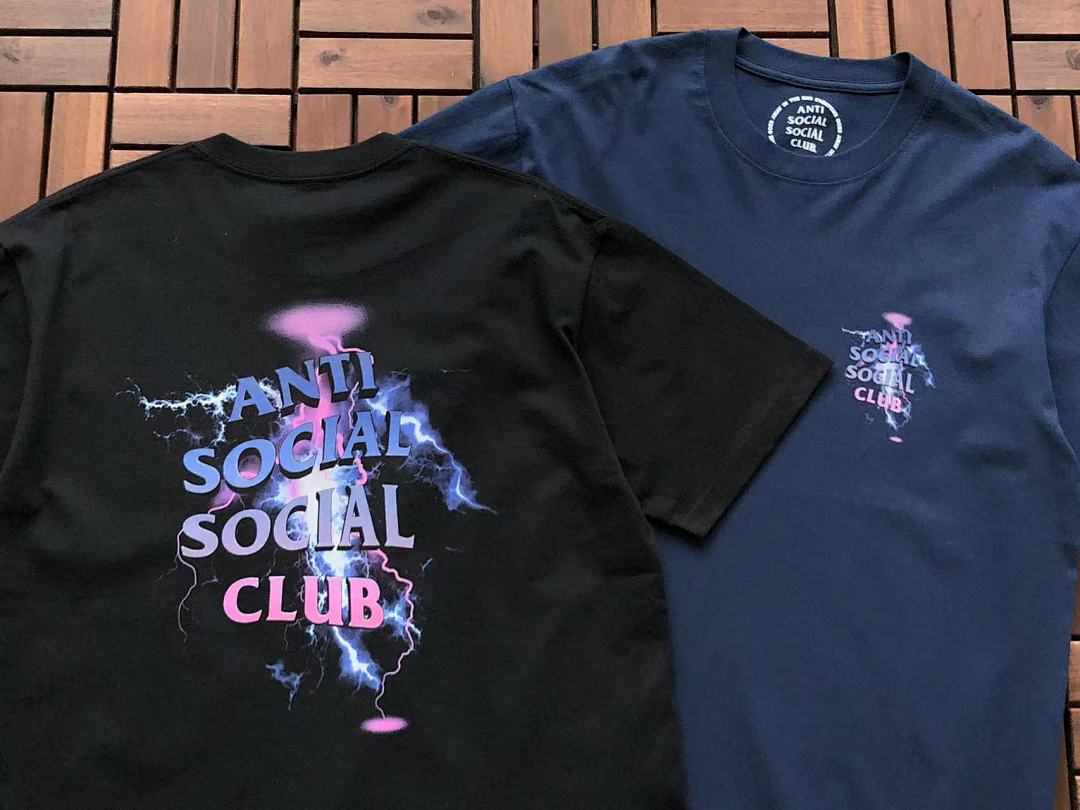 On Running ~85 ANTI SOCIAL CLUB T-SHIRT 11102131 (Im 176CM 58KG Iwear Size L In The Photo) - Image 6