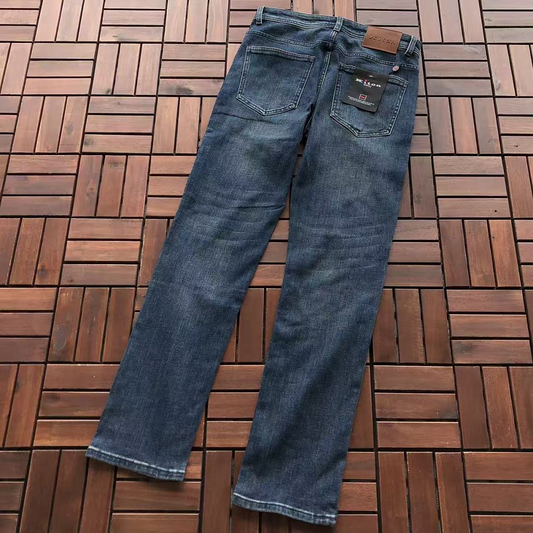 On Running On Running ~215 KITON, photo 1