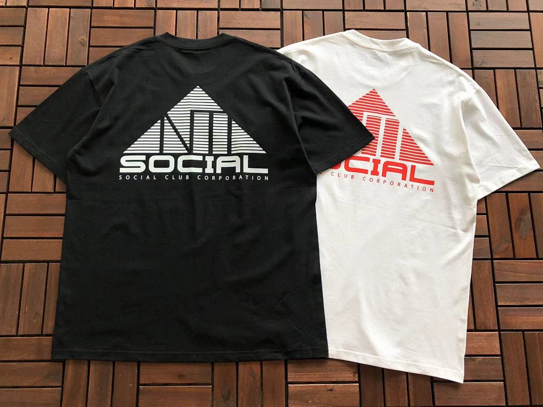 On Running ~89 ANTI SOCIAL CLUB T-SHIRT - Image 3