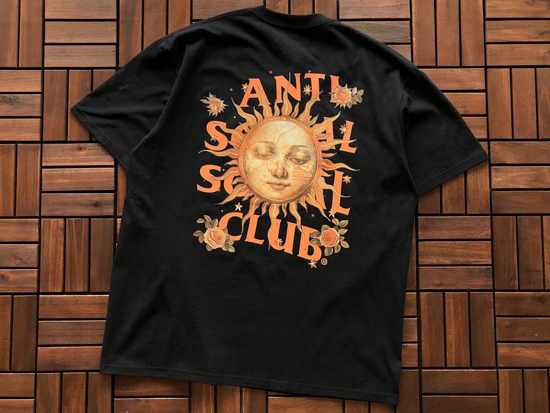 On Running ~89 ANTI SOCIAL CLUB T-SHIRT - Image 5