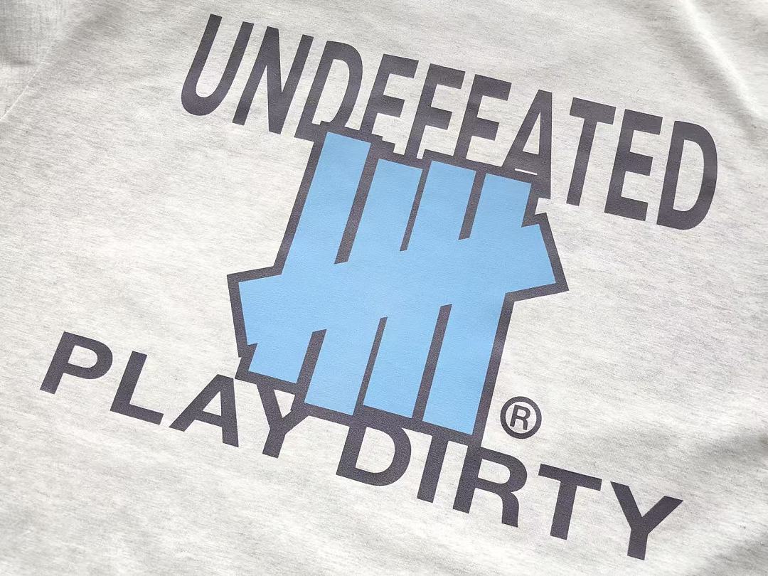 On Running ~85 UNDEFEATED T-SHIRT 55041742 (Im 185CM 80KG Iwear Size L In The Photo) - Image 13