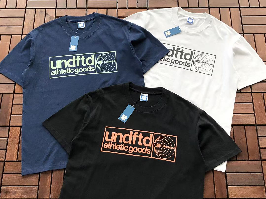 On Running ~85 UNDEFEATED T-SHIRT 55063064 (Im 180CM 68KG Iwear Size L In The Photo) - Image 6