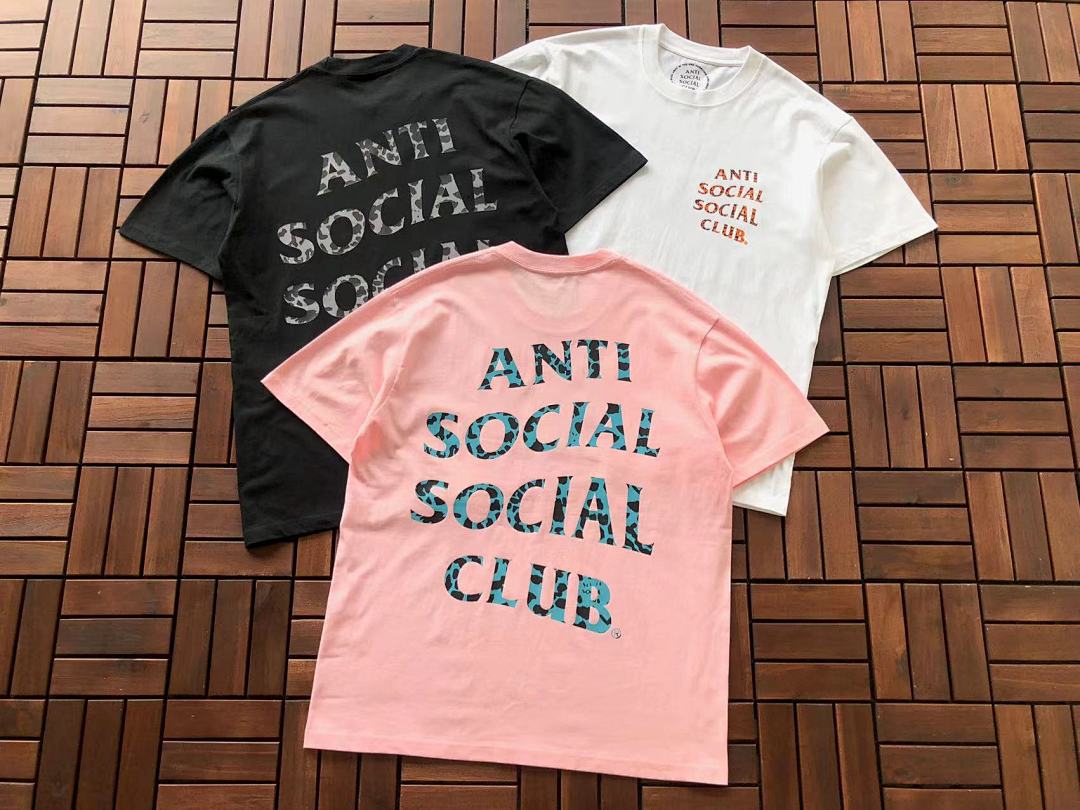 On Running ~88 ANTI SOCIAL CLUB T-SHIRT - Image 4