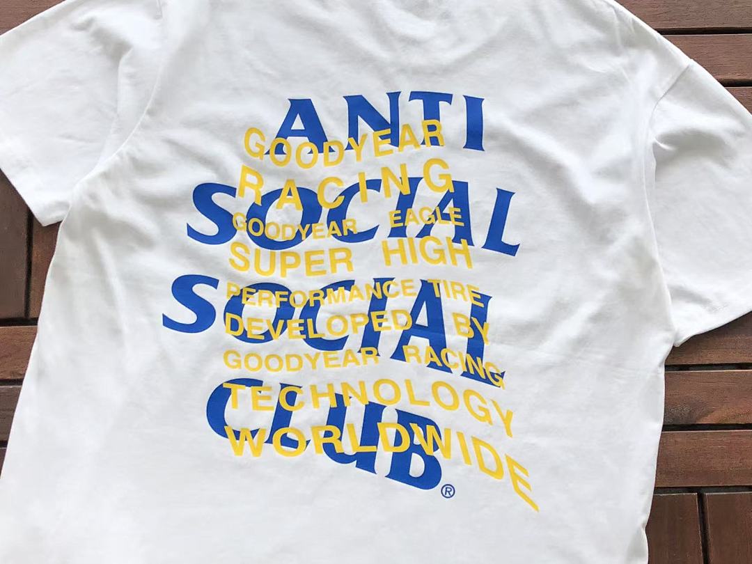 On Running ~ 85 ANTI SOCIAL CLUB T-SHIRT 55041116 (Im 185CM 70KG Iwear Size M In The Photo) - Image 9