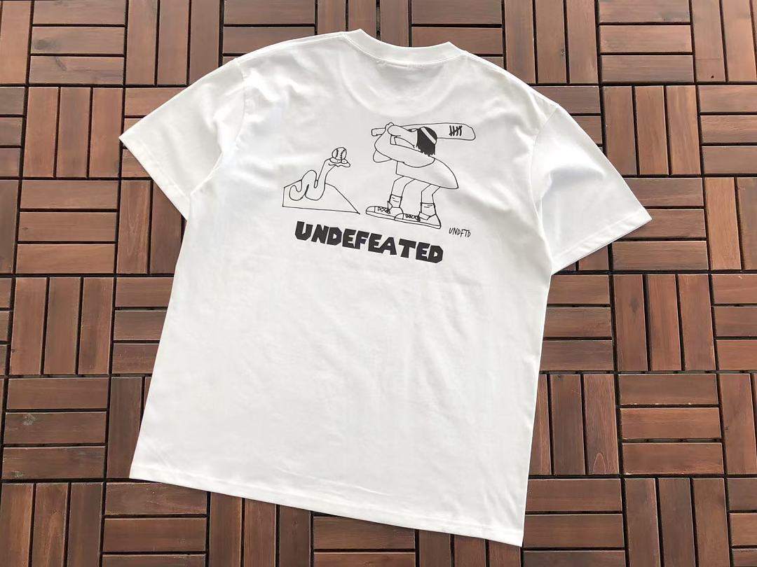 On Running ~85 UNDEFEATED T-SHIRT 55070657 (Im 185CM 80KG Iwear Size L In The Photo) - Image 11