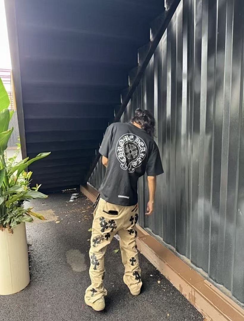 On Running ~109 CH🔥OM🔥 HE🔥RTS T-SHIRT 55022610 (Im 185CM 80KG Iwear Size S In The Photo) - Image 11