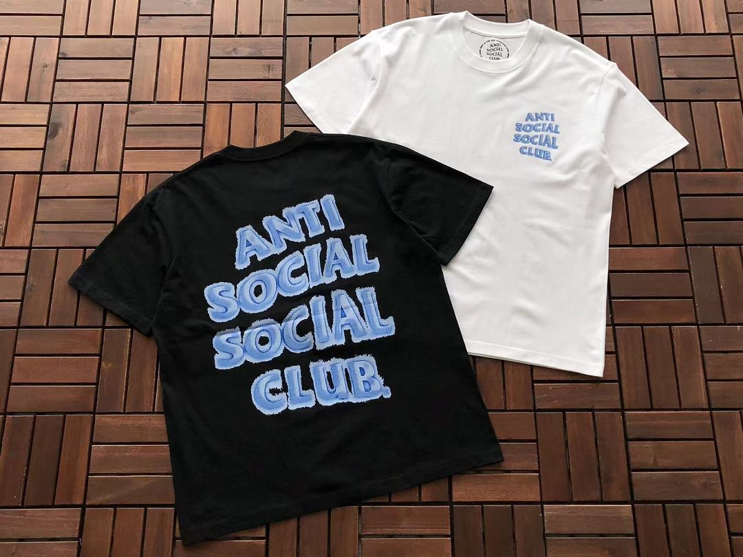 On Running ~85 ANTI SOCIAL CLUB T-SHIRT 55041642 (Im 185CM 70KG Iwear Size M In The Photo) - Image 5