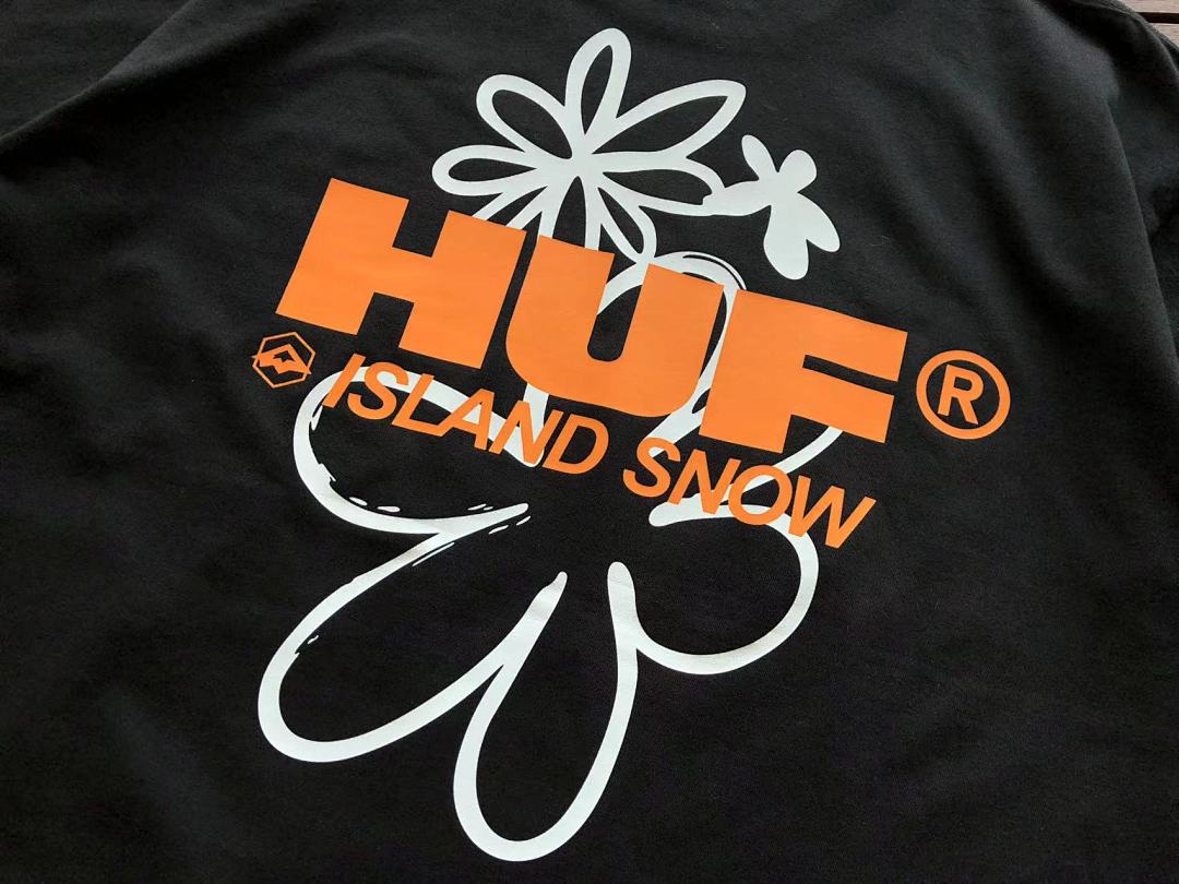 On Running ~85 HUF T-SHIRT - Image 7