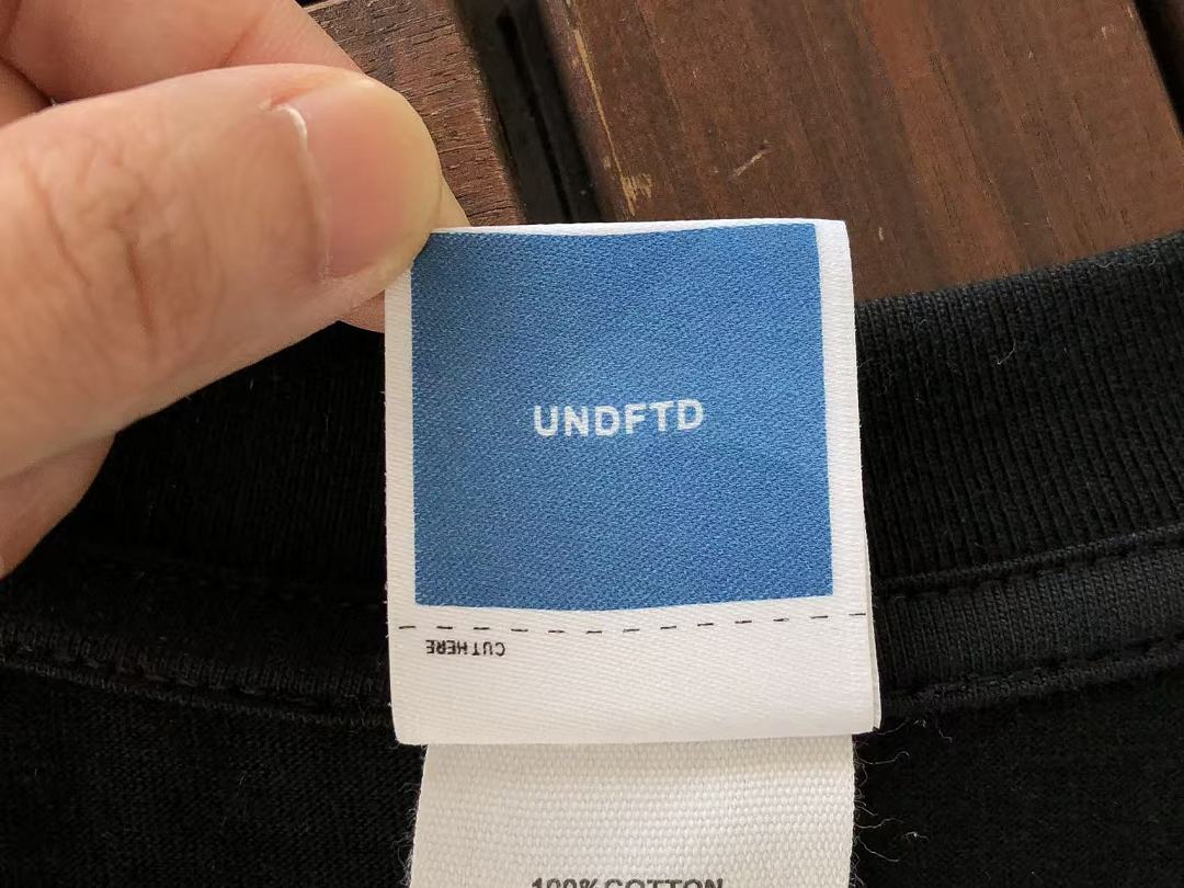 On Running ~85 UNDEFEATED T-SHIRT 55070676 (Im 185CM 80KG Iwear Size L In The Photo) - Image 15