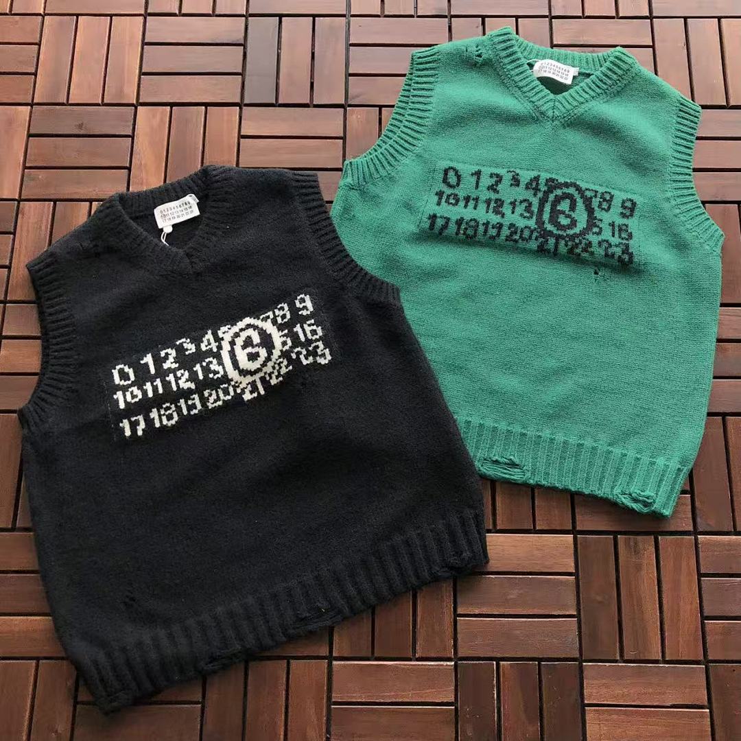 Other ~129 M🔥IS🔥N M🔥R🔥IE🔥A VEST SWEATER 77012338 (Im 176CM 58KG Iwear Size L In The Photo), photo 1