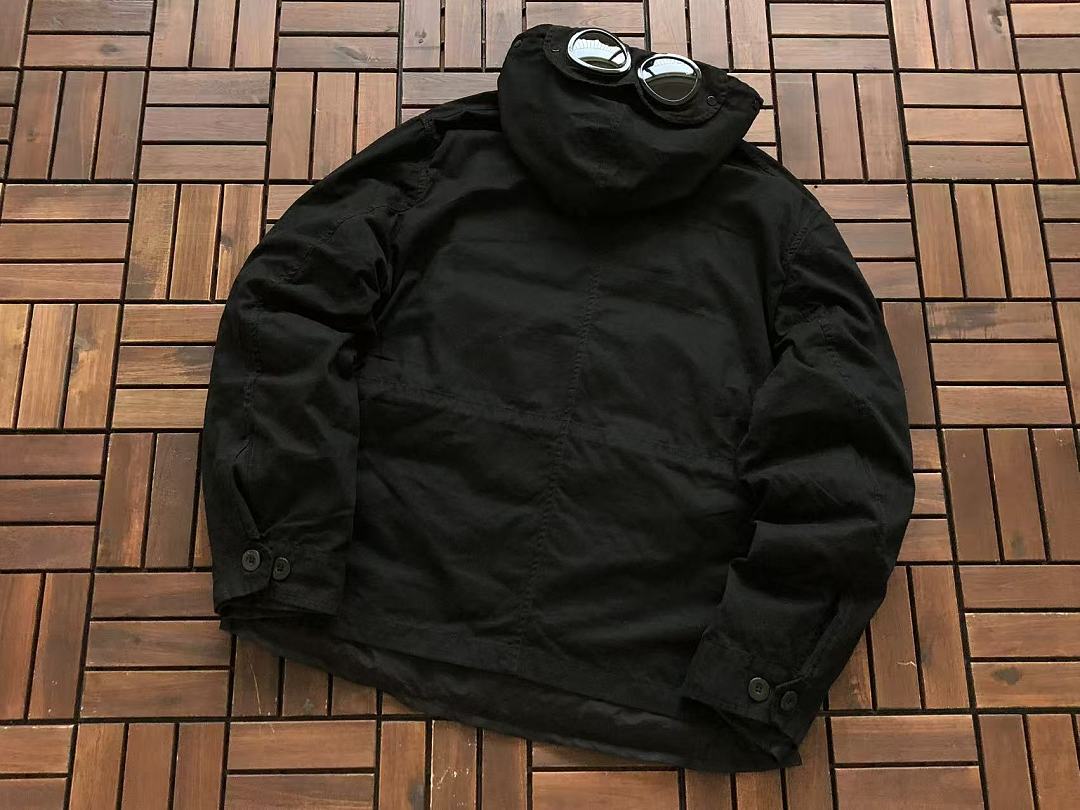 Other ~879 ~C.P. DOWN JACKET 11120528 (Im 180CM 68KG Iwear Size 48 In The Photo) - Image 25