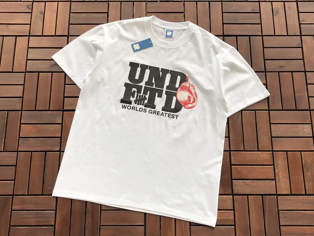 On Running ~85 UNDEFEATED T-SHIRT 55063099 (Im 180CM 68KG Iwear Size L In The Photo) - Image 7