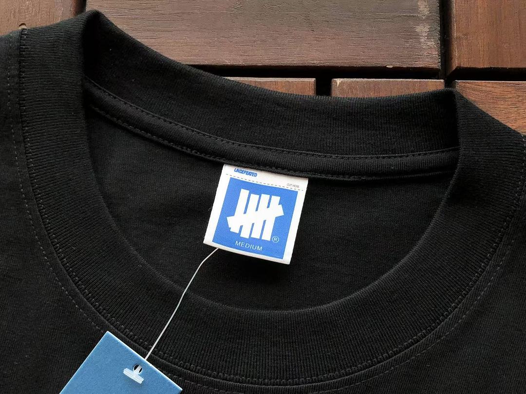 On Running ~85 UNDEFEATED T-SHIRT 55051427 (Im 185CM 80KG Iwear Size M In The Photo) - Image 22